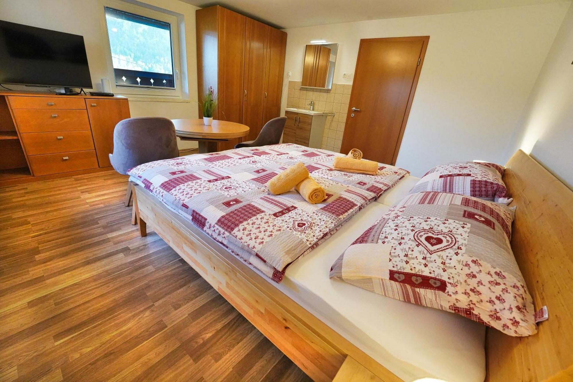 Apartments Pr' Pavleto 보히니 외부 사진